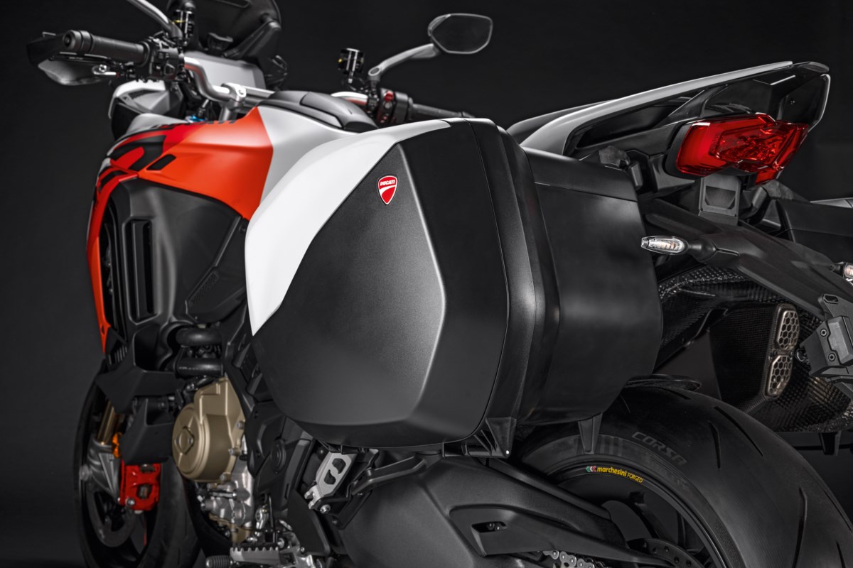 Seitenkoffer aus Kunststoff