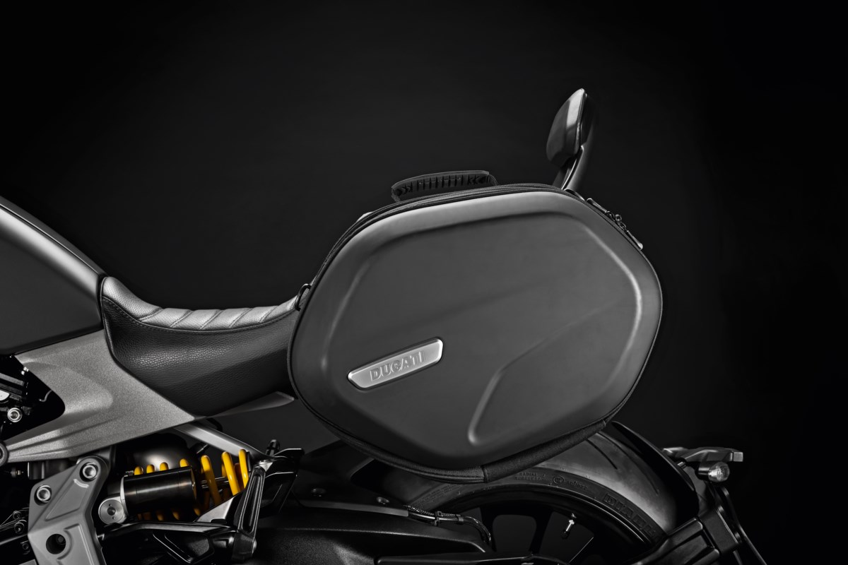 Halbsteife Seitenkoffer